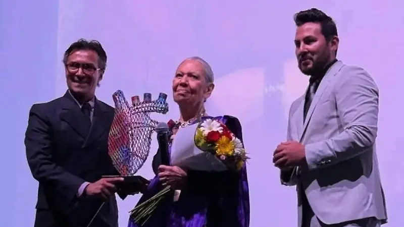 LuisFher es fundador  de la Unión de Festivales Internacionales de Cine Unifest